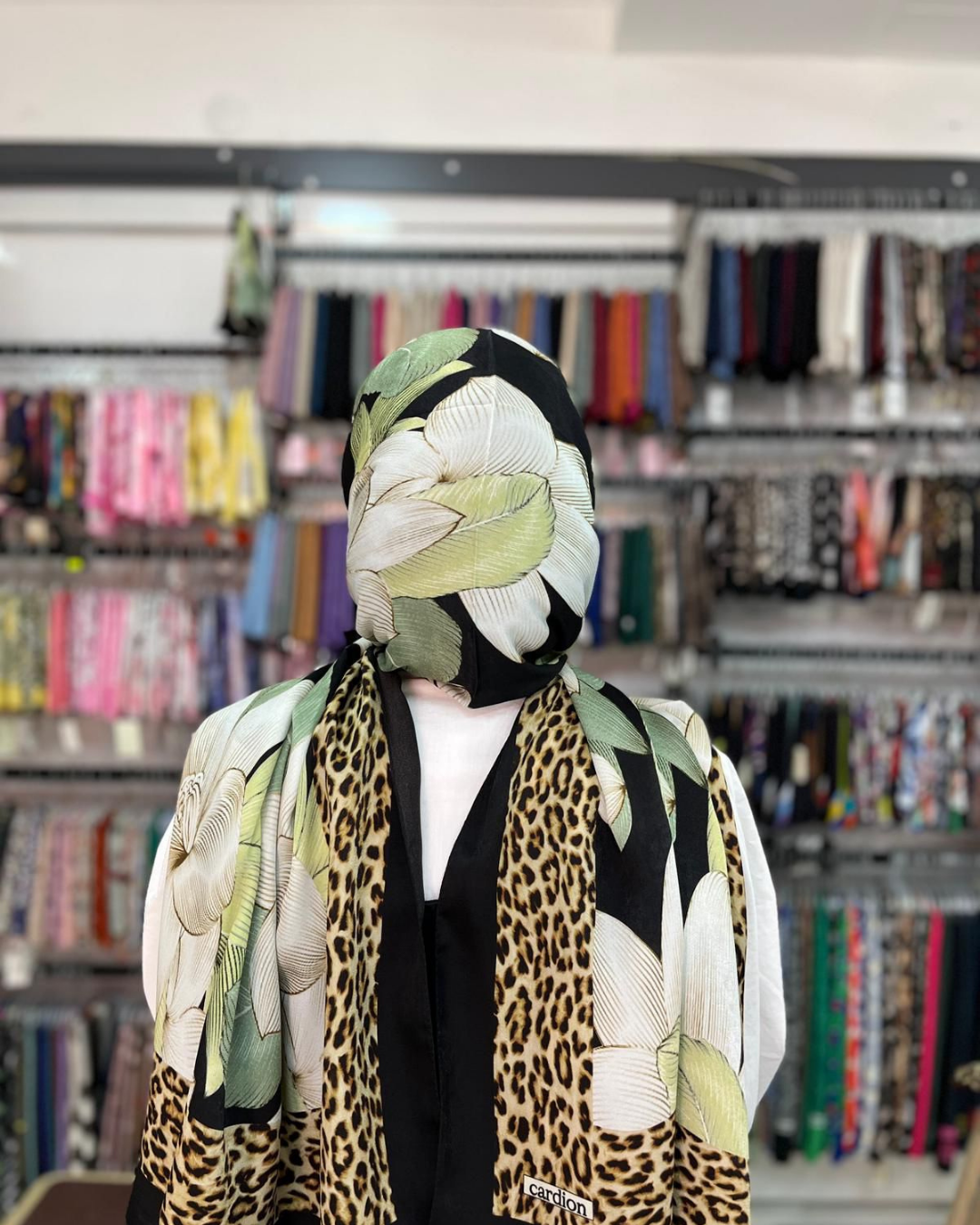 Leopar Desenli Şal